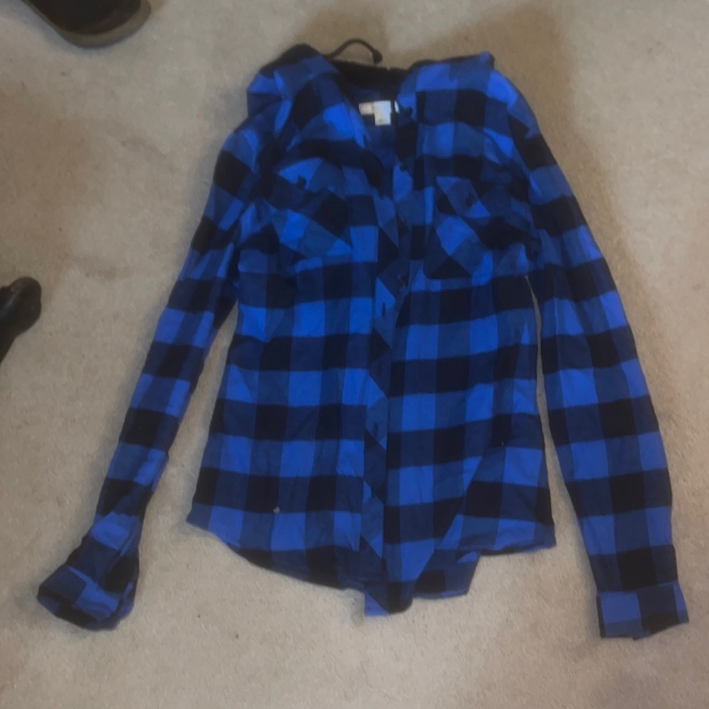 never worn men flannel with hood
